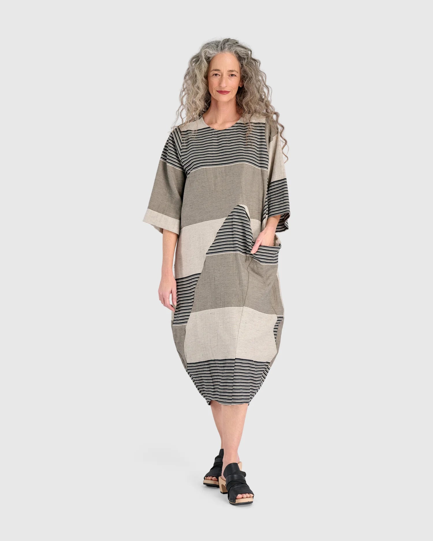 Urban Relaxed Pocket Dress