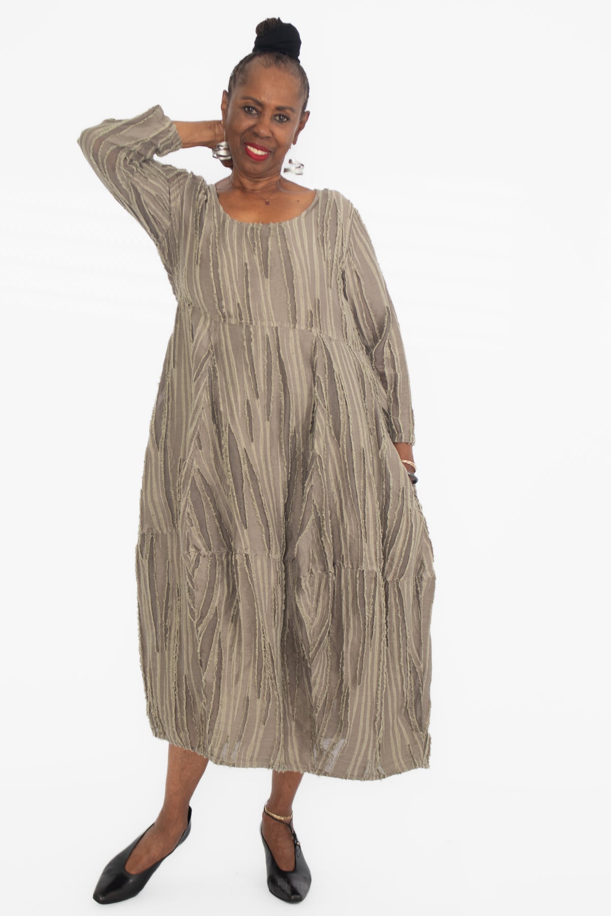 Grizas Fray Weave Dress, Stone - Essential Elements Chicago