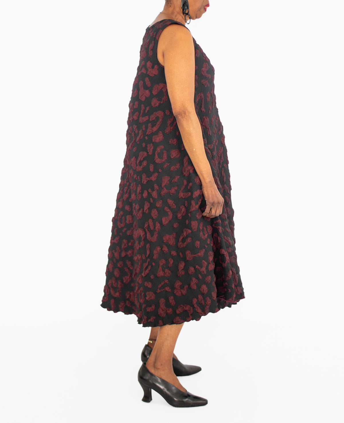 Heydari Textured Sleeveless Dress - Essential Elements Chicago
