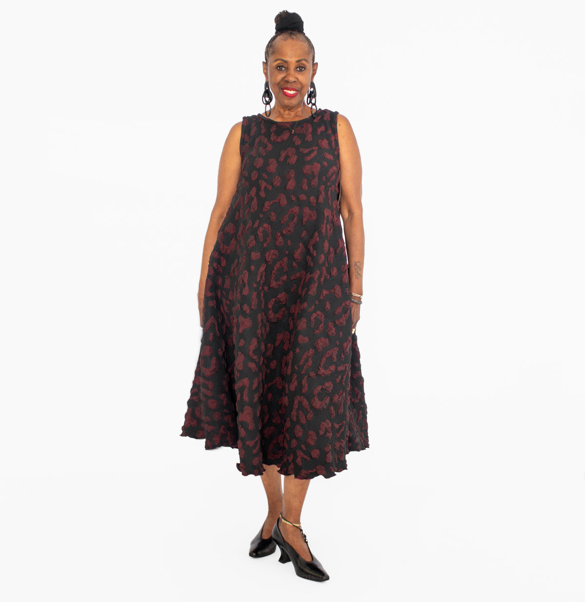 Heydari Textured Sleeveless Dress - Essential Elements Chicago