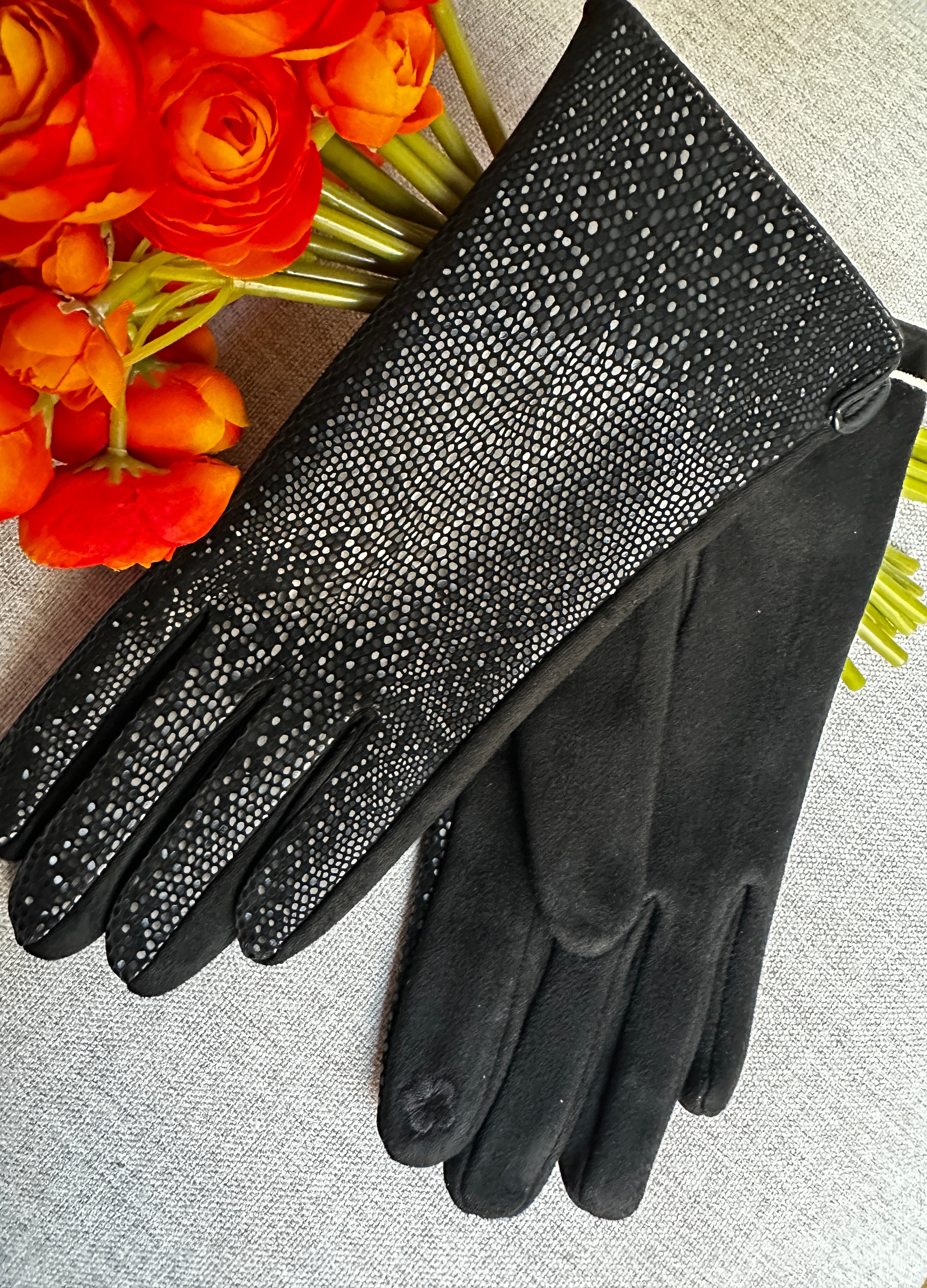 Look Onyx Glow Gloves