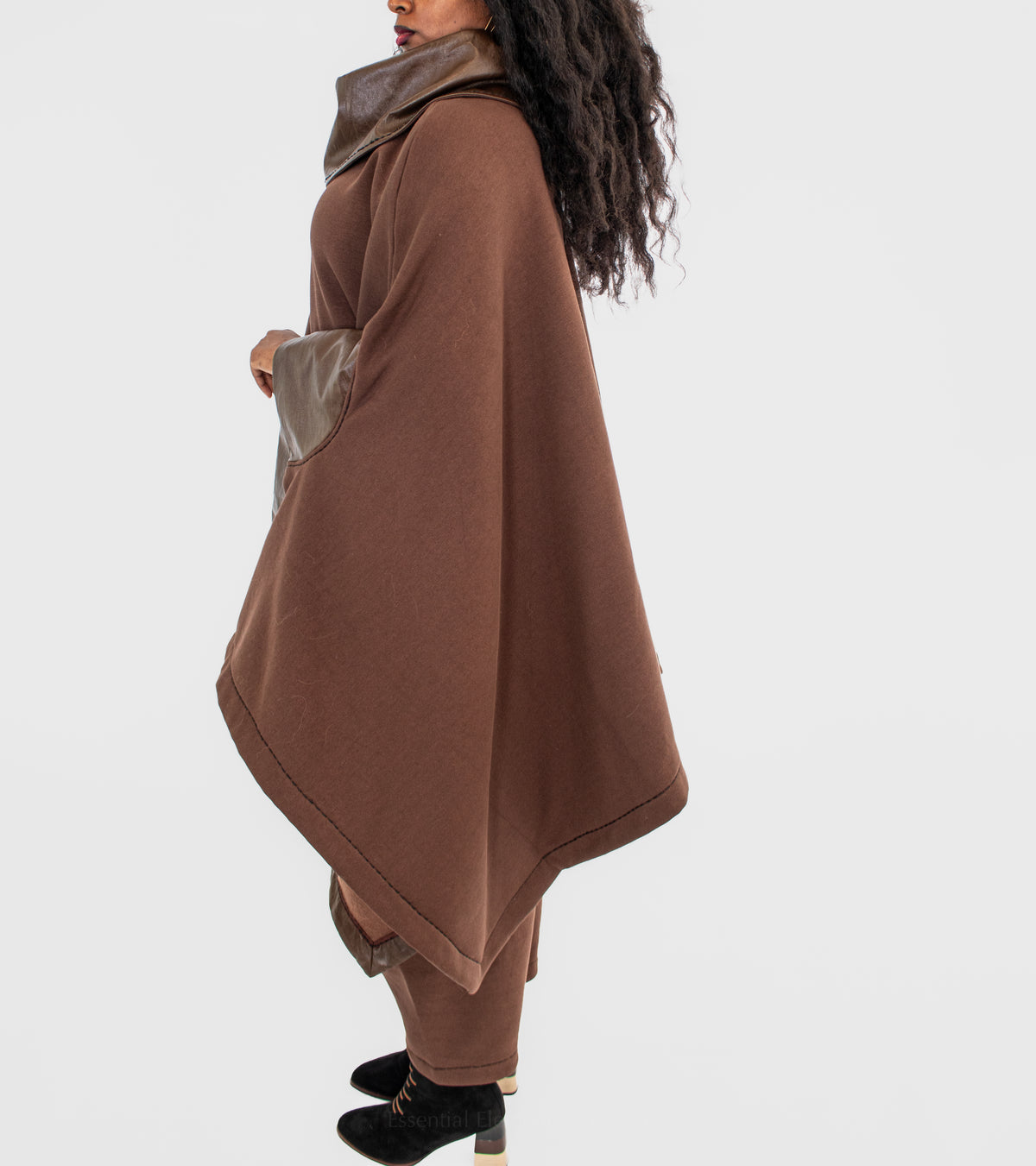 Kedem Sasson Liri Poncho