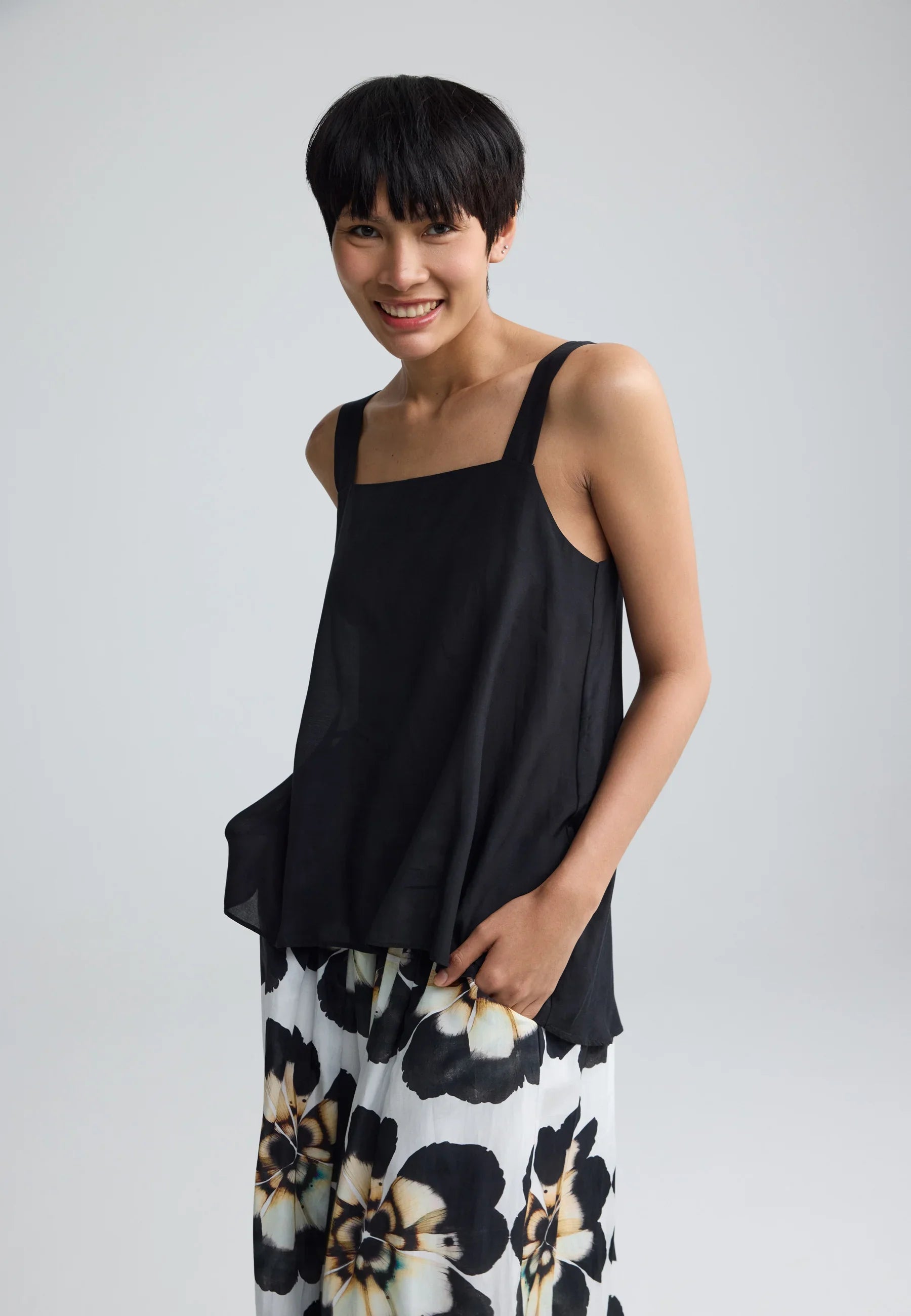 Luukaa Lorena Tank, Black - Essential Elements Chicago