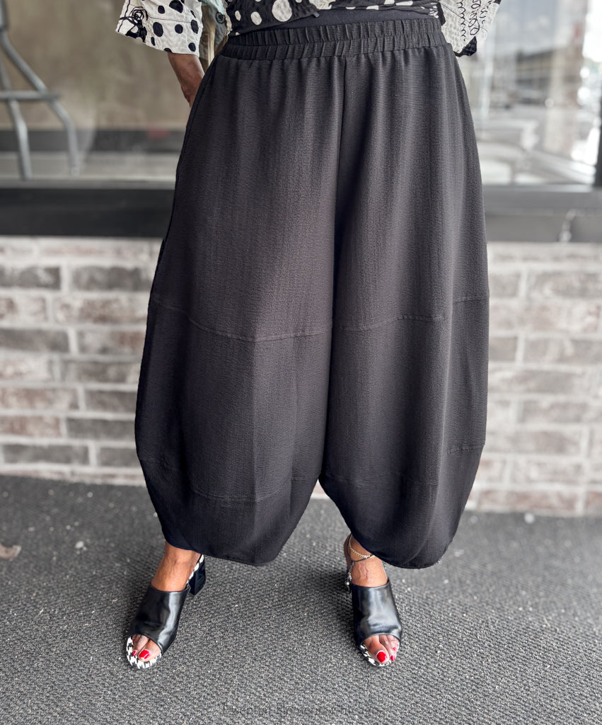 Moonlight Lantern Pants, Black