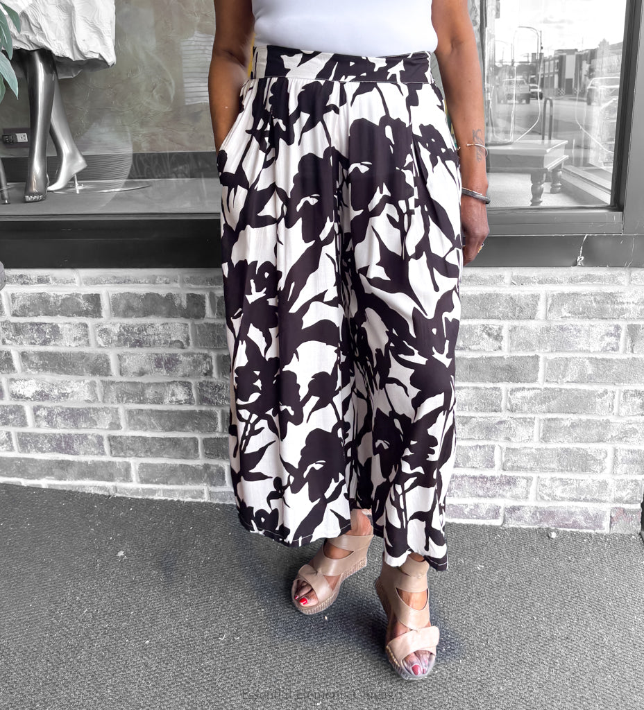 Samantha Pants - Essential Elements Chicago
