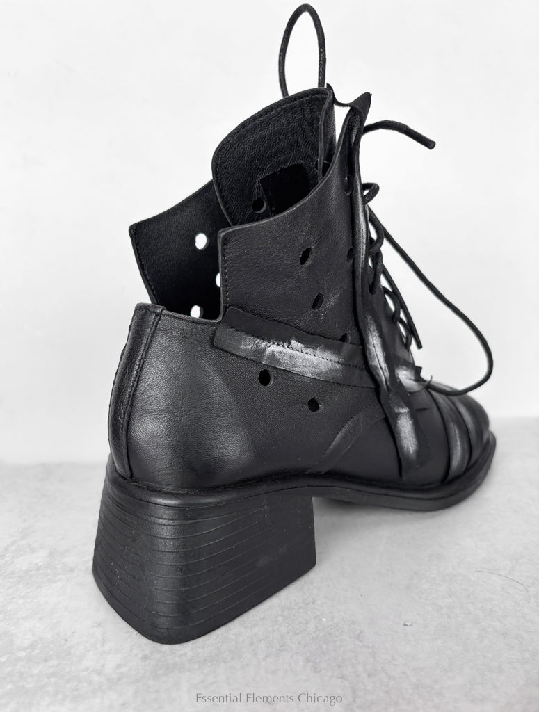 Papucei Cozette Sandal, Black