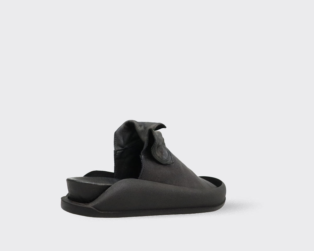 Papucei Ioni Sandal Slide, Black