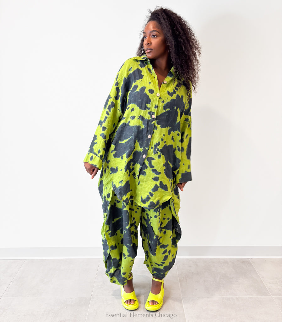 T by Transparente Tie Dye Big Shirt - Essential Elements Chicago
