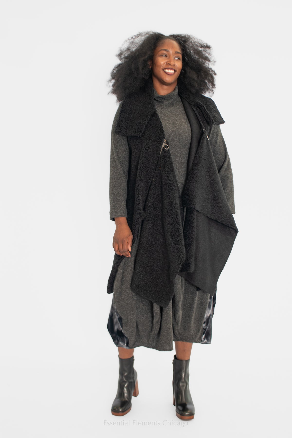 T by Transparente Faux Shearling Vest - Essential Elements Chicago