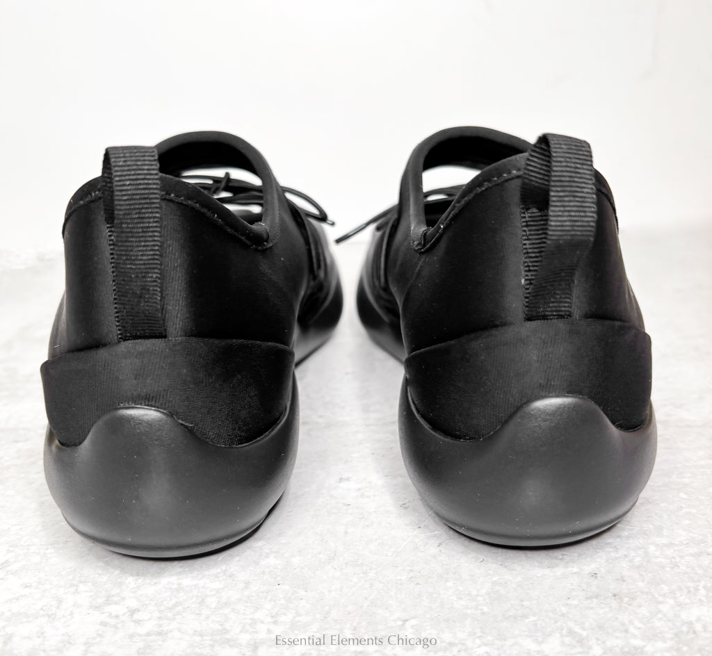 All Black Split Toe Casual, Black