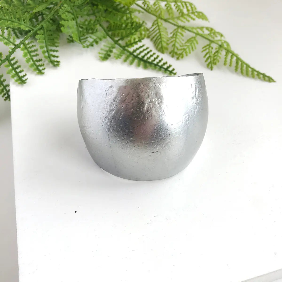 Cabochon Cuff, Silver - Essential Elements Chicago