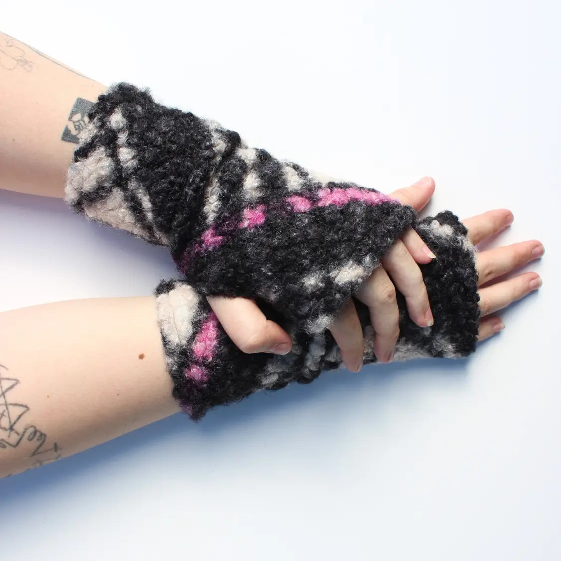 Dana Herbert Boucle Fingerless Gloves - Essential Elements Chicago