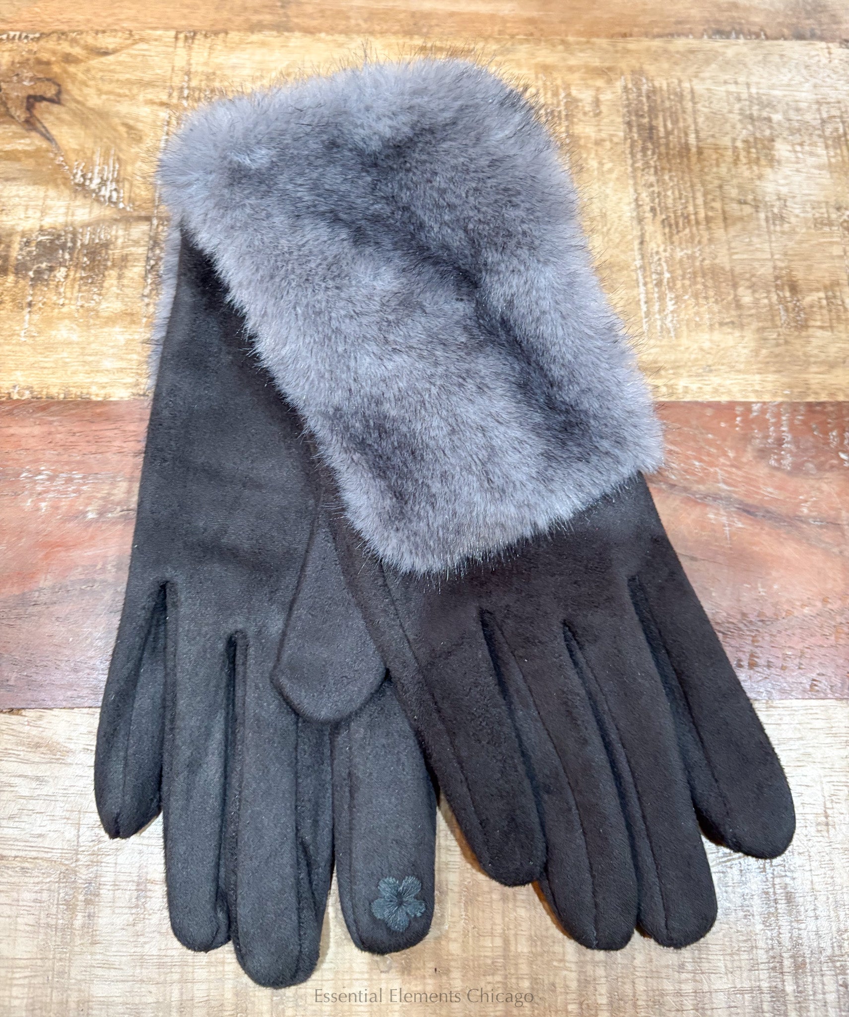 Gradient Fur Suede Gloves