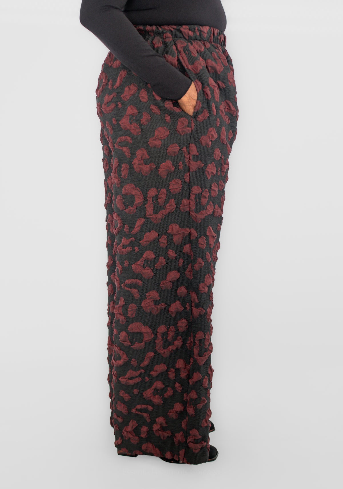 Heydari Textured Wide Leg Pant - Essential Elements Chicago
