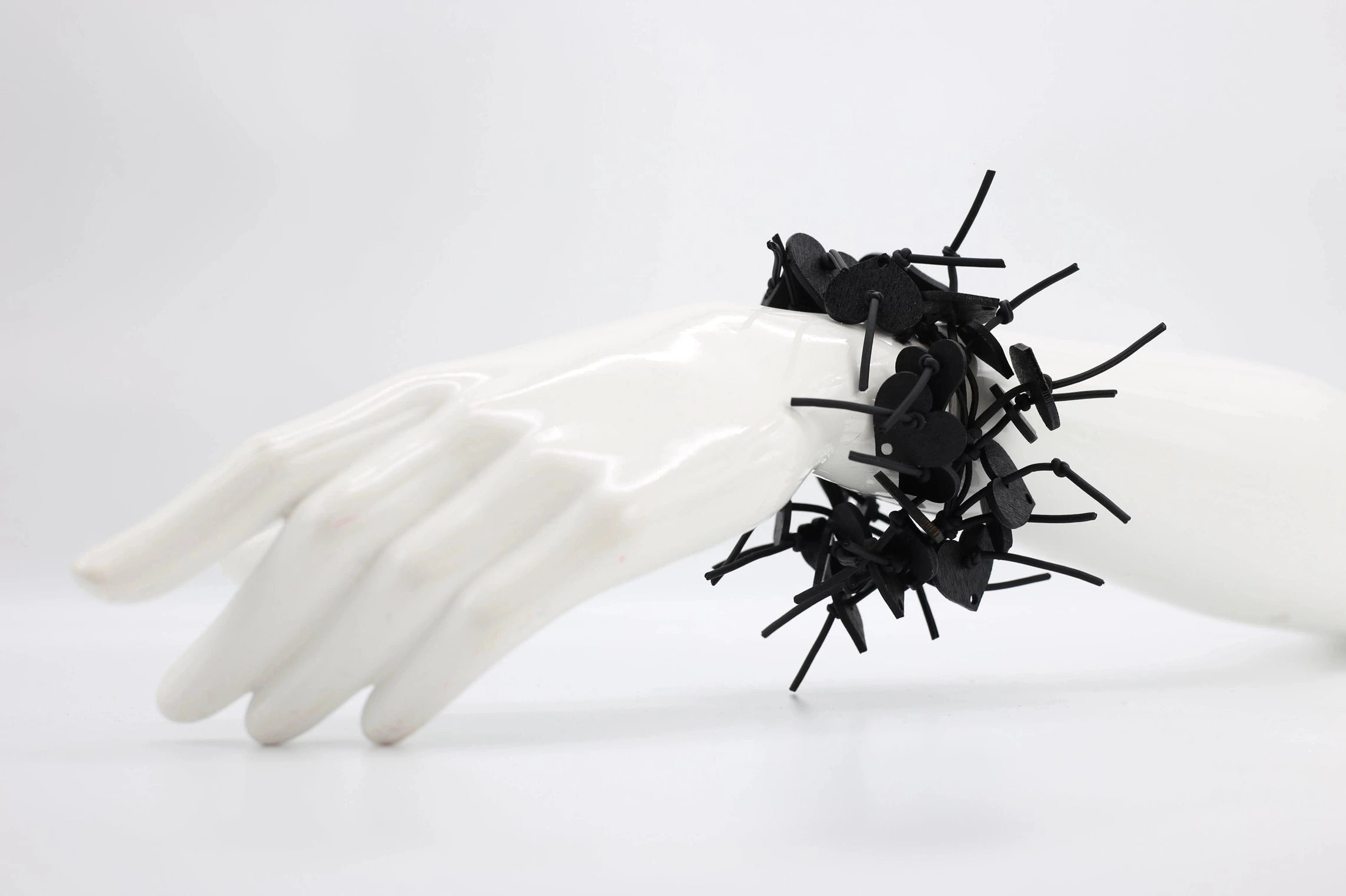 Jianhui Wooden Hearts Bracelet