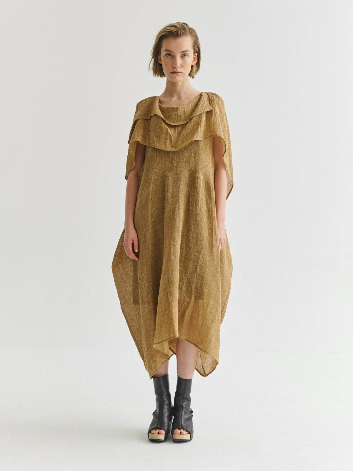 Kedziorek Tulip Linen Dress - Essential Elements Chicago
