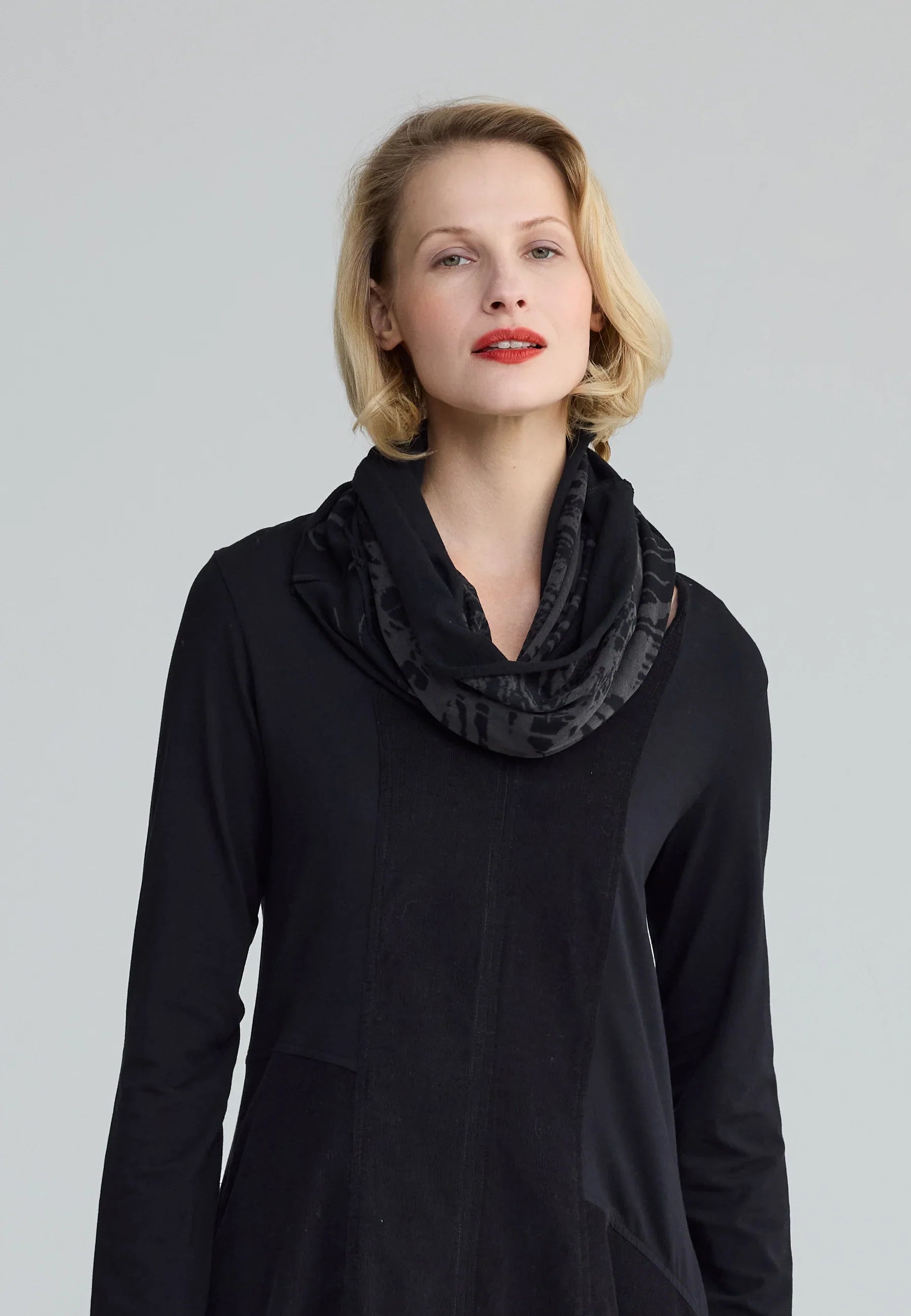 Luukaa Shade Lily Scarf - Essential Elements Chicago