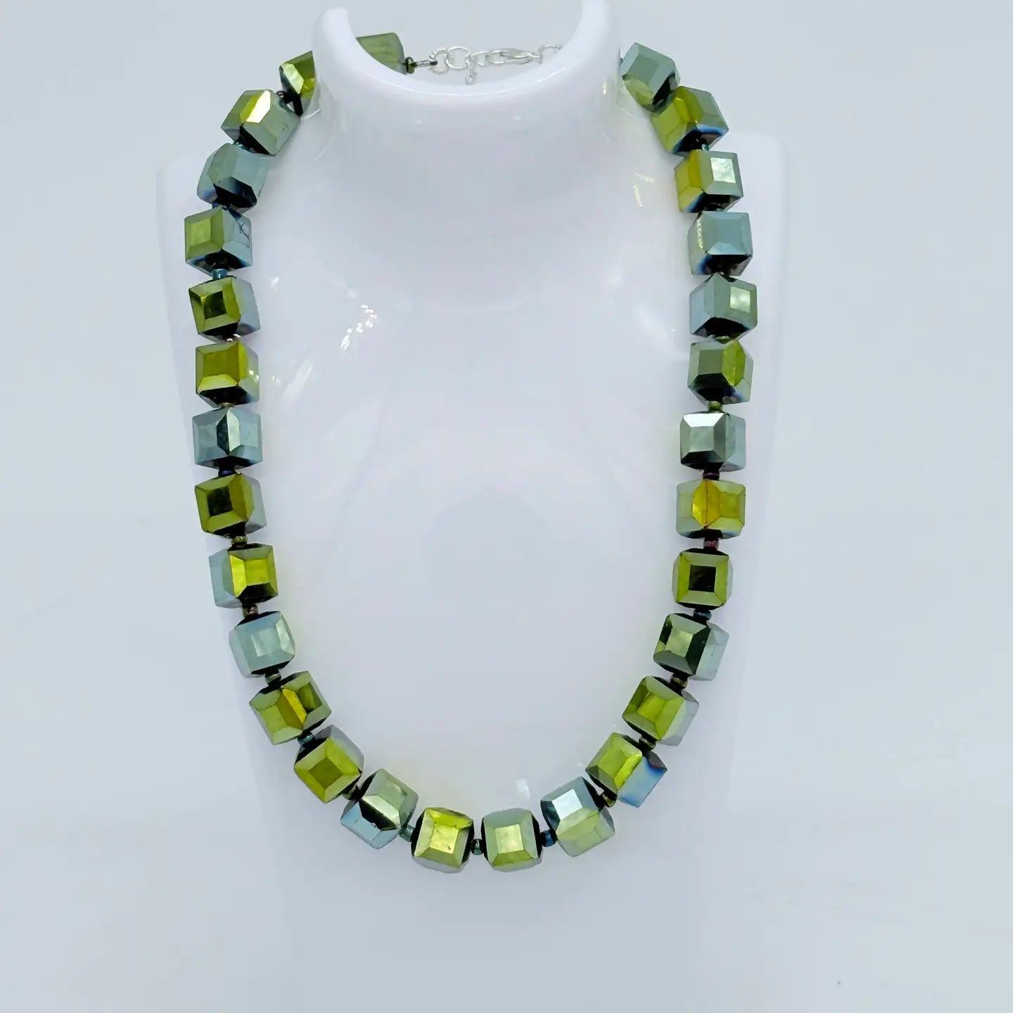 Jianhui Big Crystal Cube Necklace