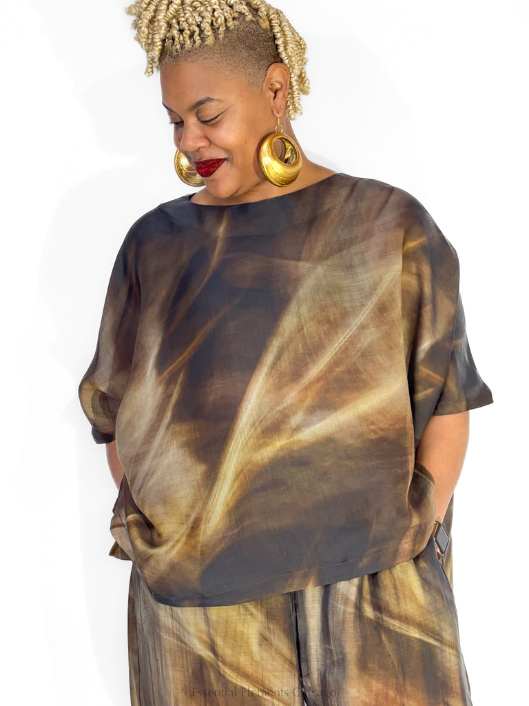 Moyuru Fluid Top, Brown - Essential Elements Chicago