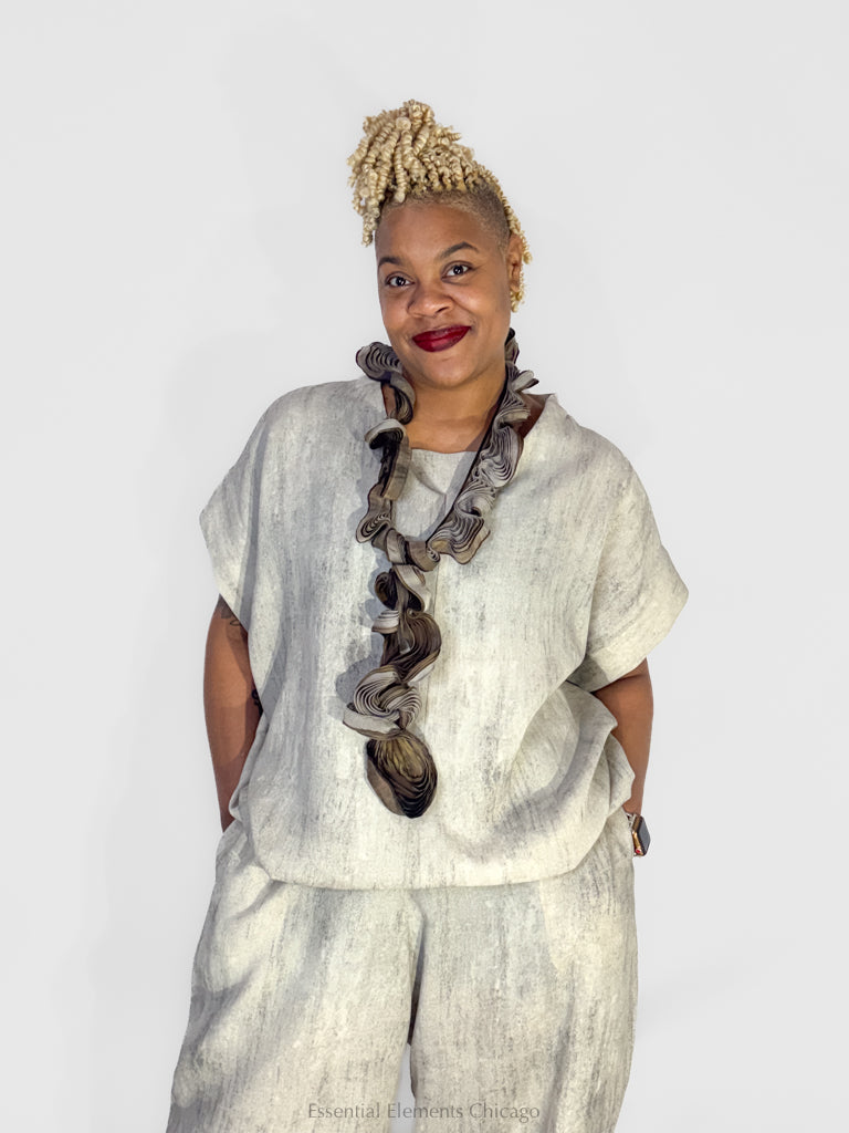 Moyuru Textured Top, Grey - Essential Elements Chicago