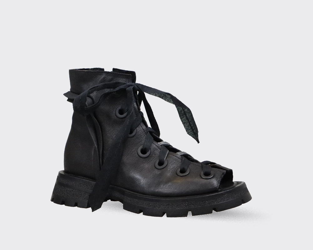 靴 pippichic Papucei Jinx Sandal, Black - Essential Elements Chicago