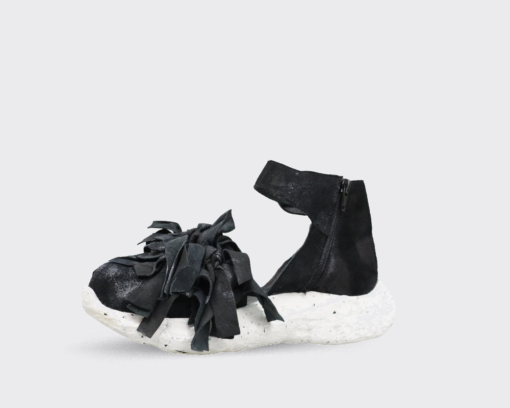 Papucei Nova Sneaker - Essential Elements Chicago