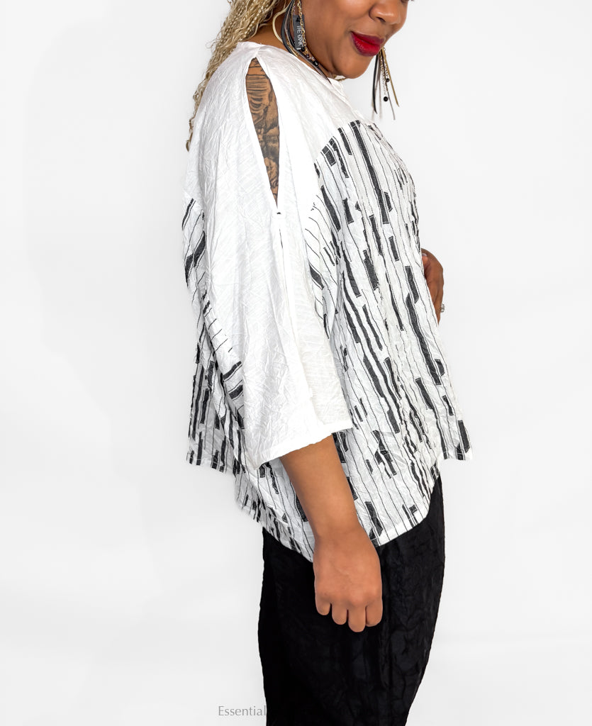 Sydney Olsen Tunic - Essential Elements Chicago