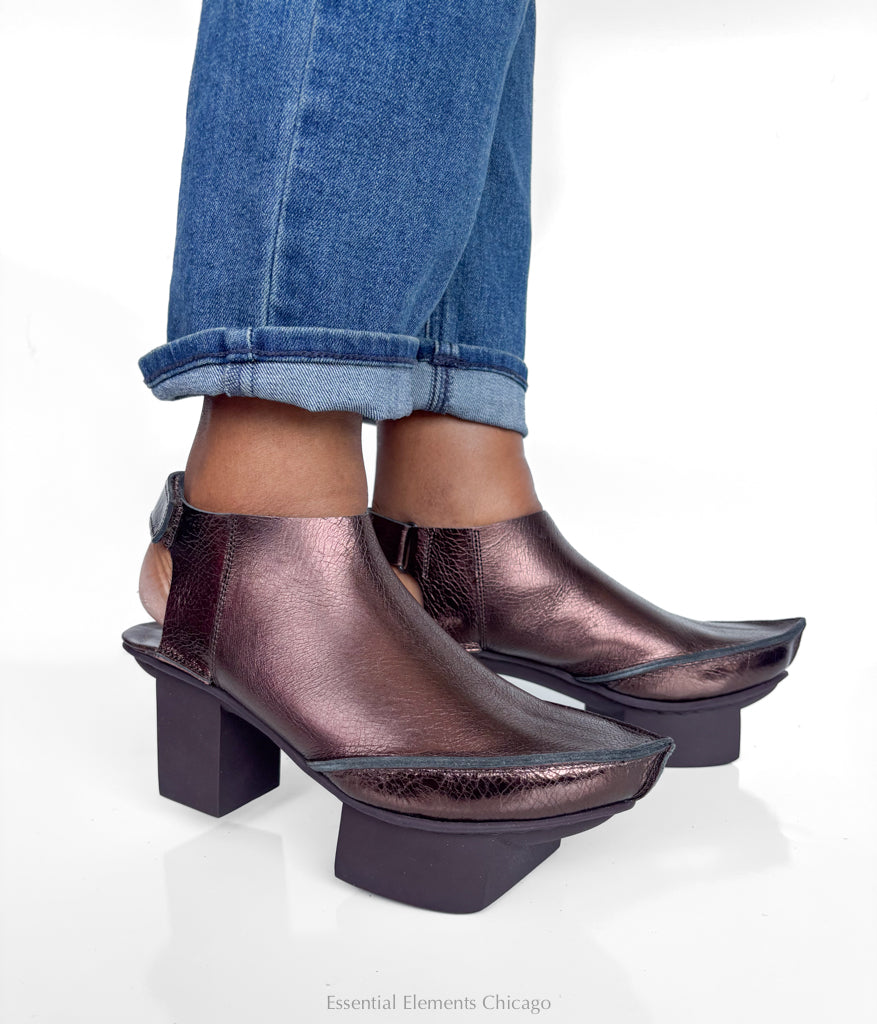 Trippen Simoon Mule, Copper - Essential Elements Chicago