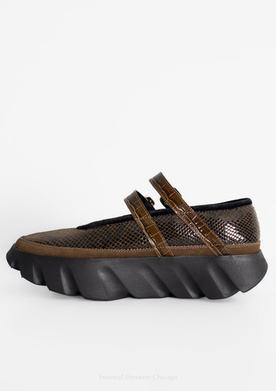 4ccccees Tura Ballet Flat, Ebony - Essential Elements Chicago