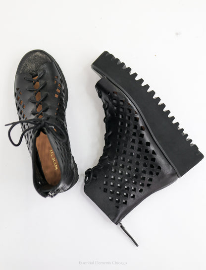 All Black OT Perf Flatform Camper