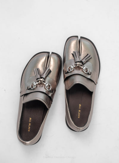 All Black Split Tassel Flat, Pewter