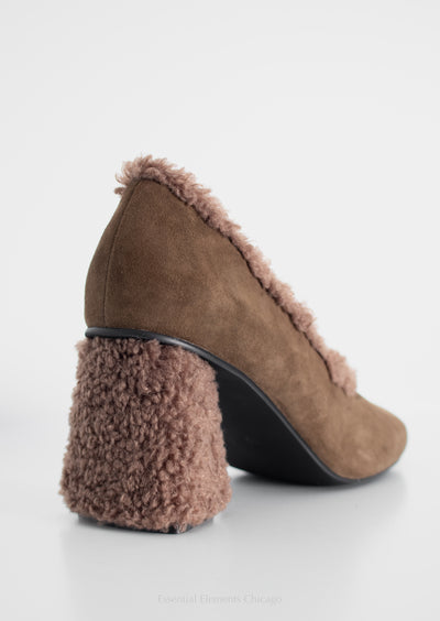 All Black Winter Pump - Essential Elements Chicago