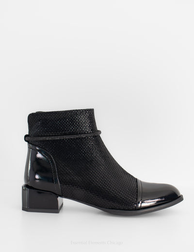 Azura Shelbi Ankle Boots