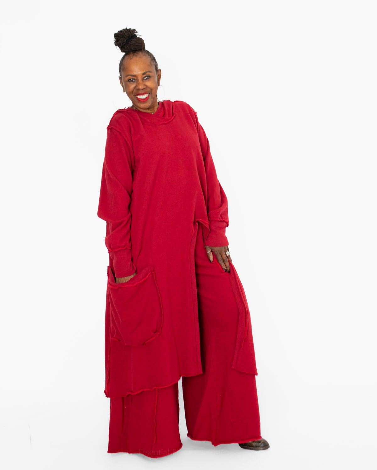 Bodil Hooded Pocket Top, Scarlet - Essential Elements Chicago