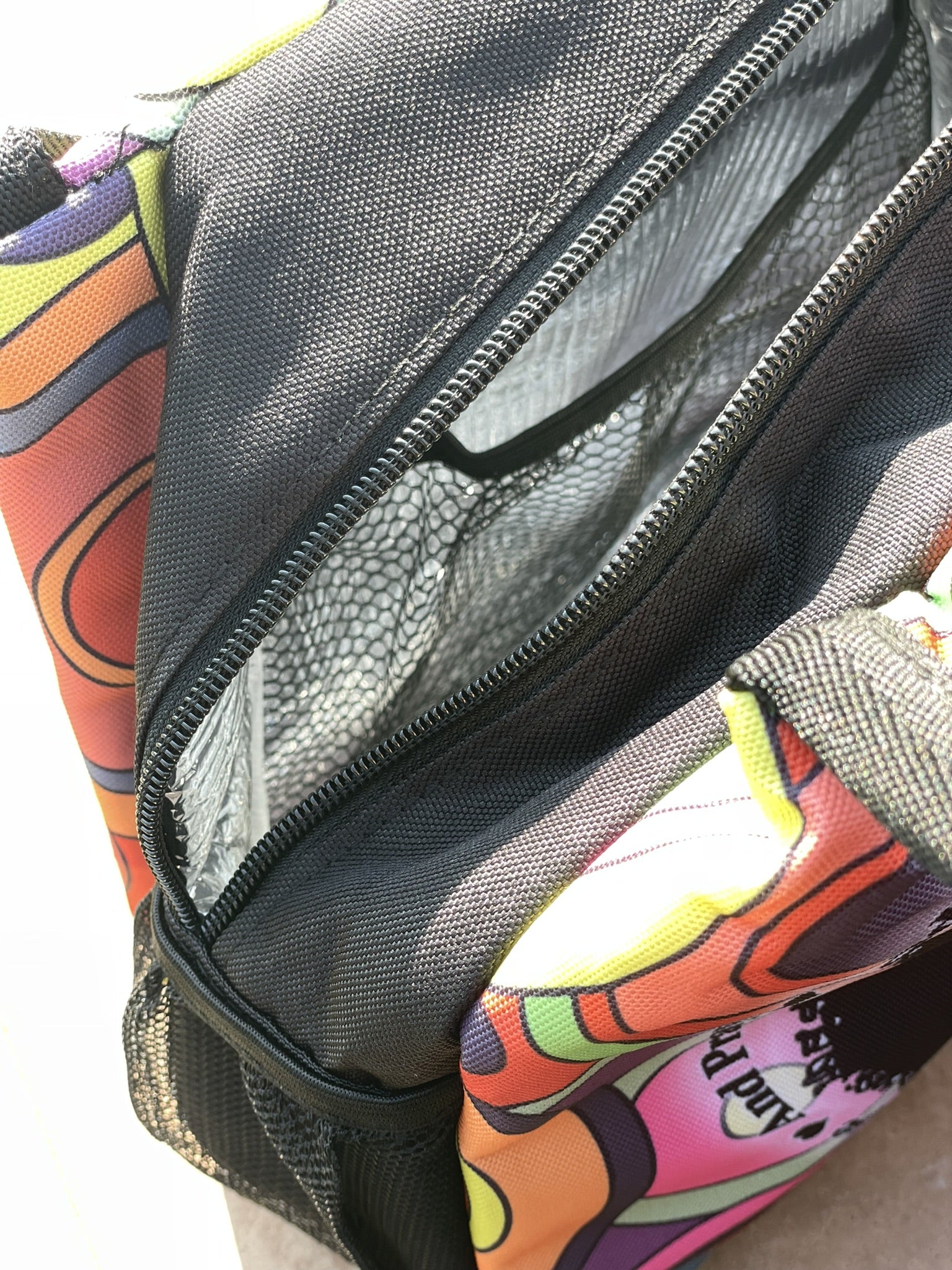 Shades of Color Lunch Bag Set w/ Containers