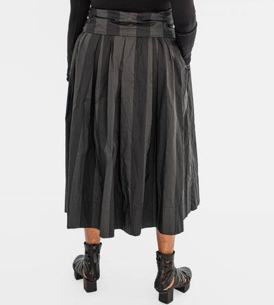 Plüslavie Shorter T Skirt, Wide Stripe - Essential Elements Chicago