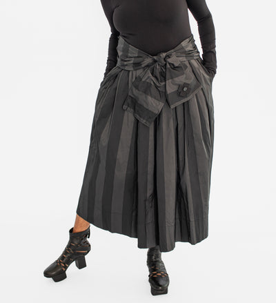 Plüslavie Shorter T Skirt, Wide Stripe - Essential Elements Chicago