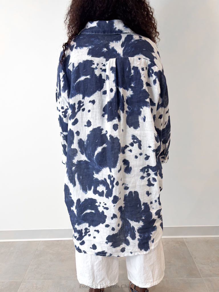 T by Transparente Tie Dye Big Shirt - Essential Elements Chicago