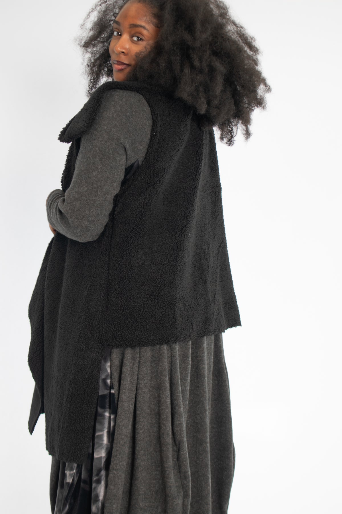 T by Transparente Faux Shearling Vest - Essential Elements Chicago