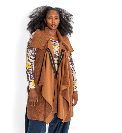 T by Transparente Faux Shearling Vest - Essential Elements Chicago