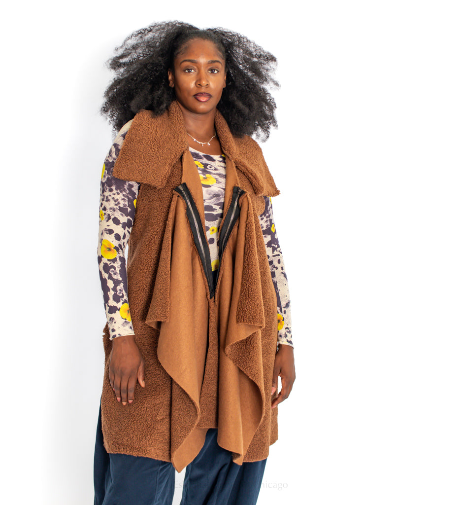 T by Transparente Faux Shearling Vest - Essential Elements Chicago