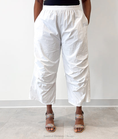 T by Transparente Crop Pant - Essential Elements Chicago