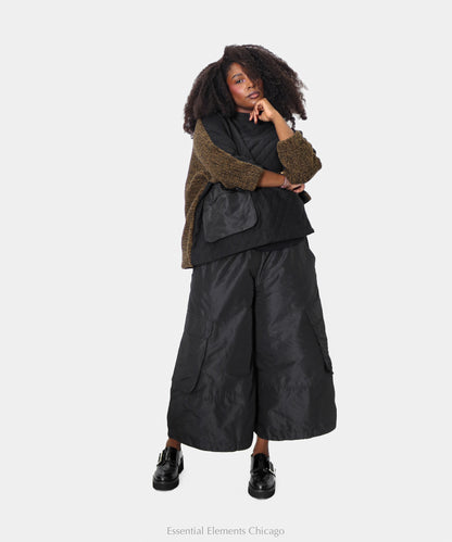 Alembika Cropped Cargo Pants, Black - Essential Elements Chicago