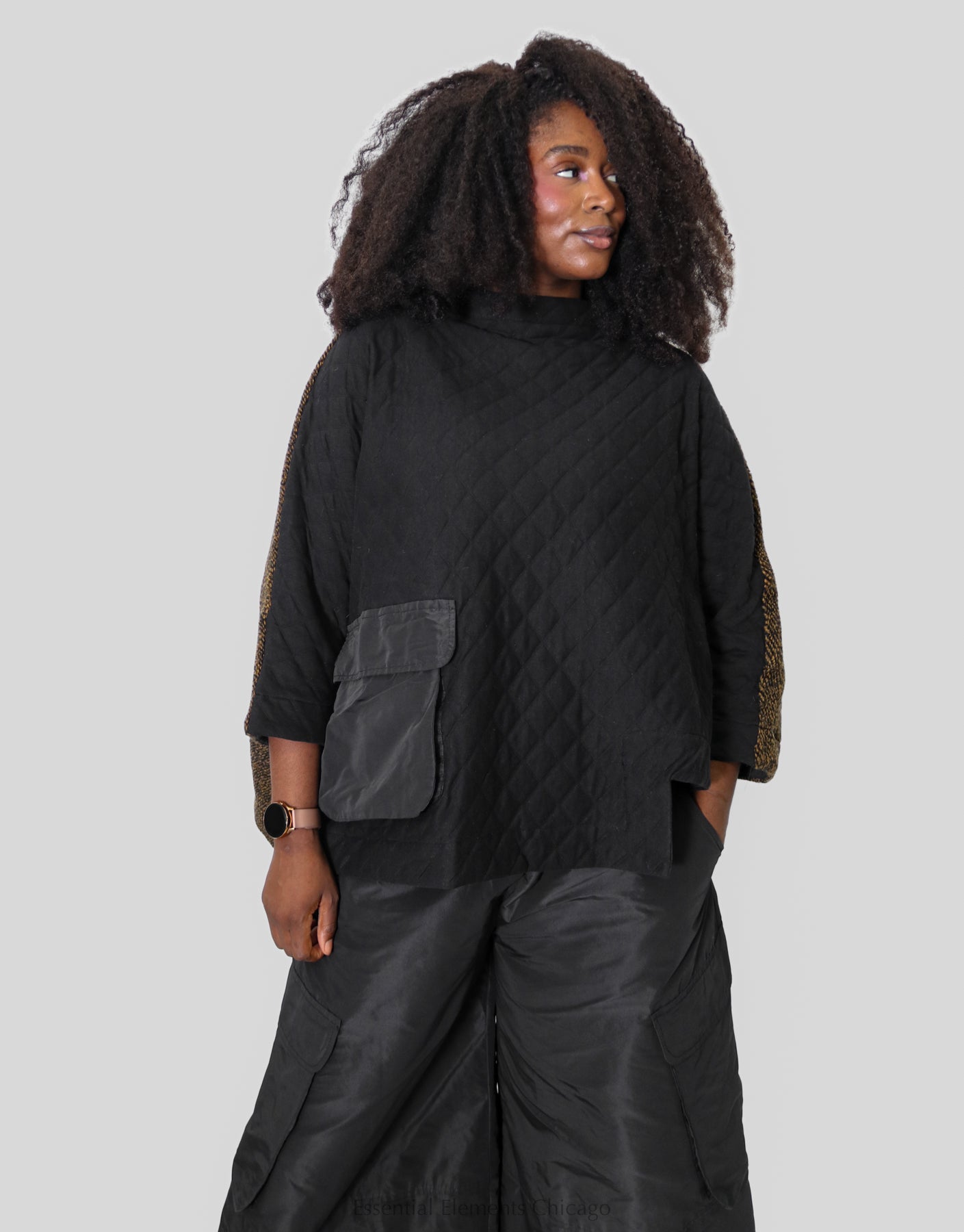 Alembika Quilted Top - Black - Essential Elements Chicago
