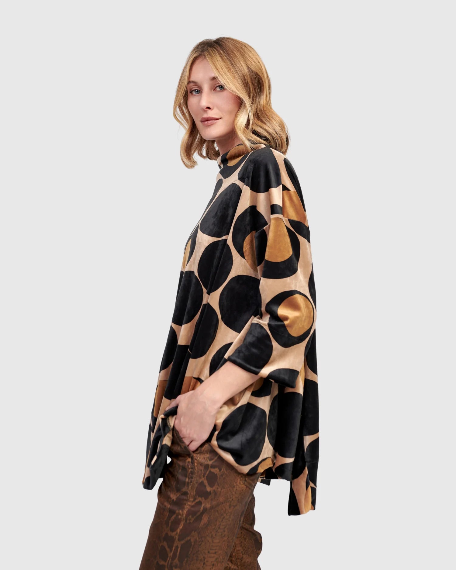 Alembika Velvet Eclipse Top - Essential Elements Chicago