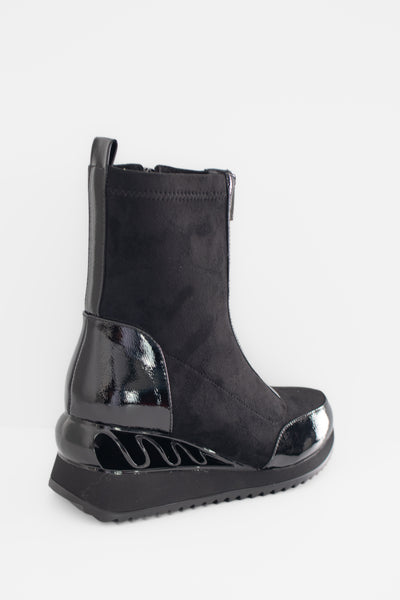 Azura BeanieCool Boots - Essential Elements Chicago