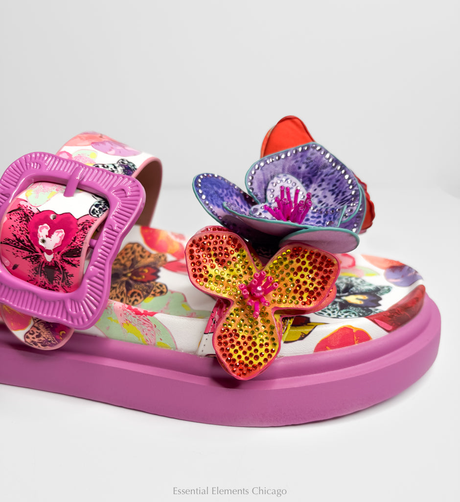 Betsey Johnson Lorayne Slide - Essential Elements Chicago