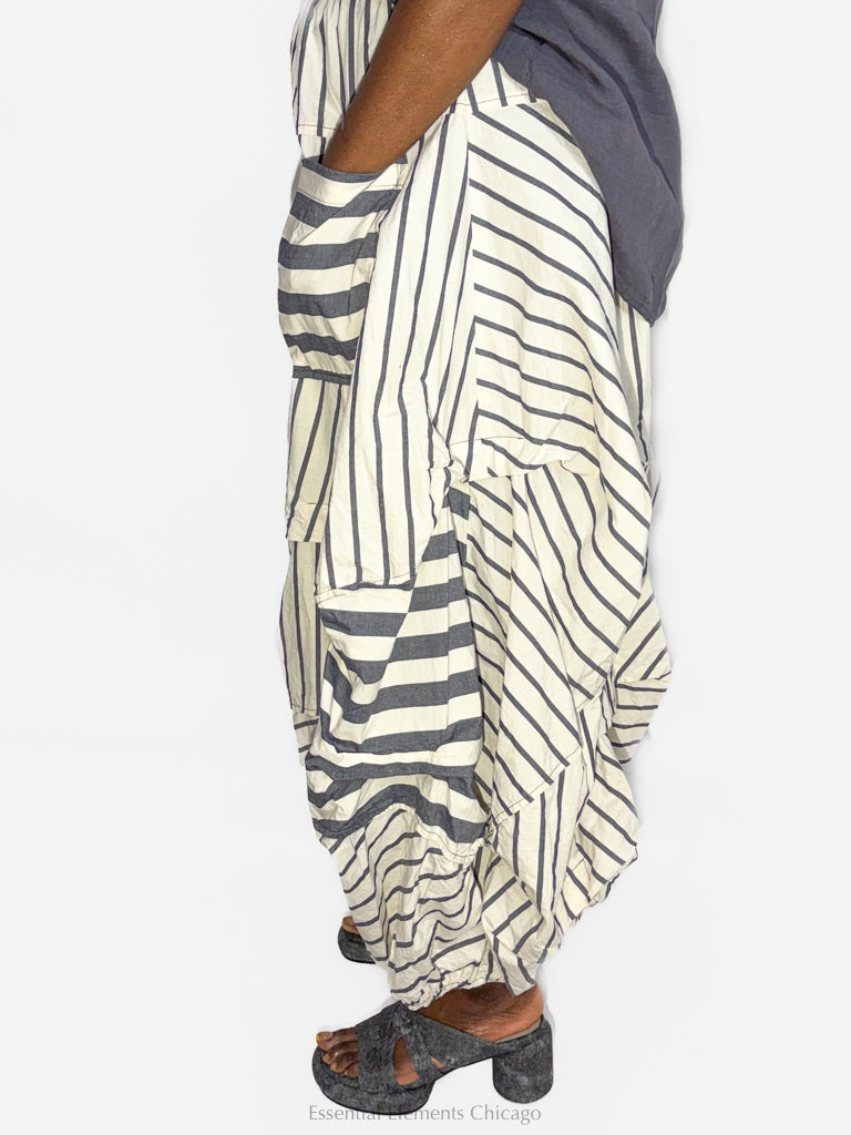 Bodil Full Pleat Pant - Essential Elements Chicago