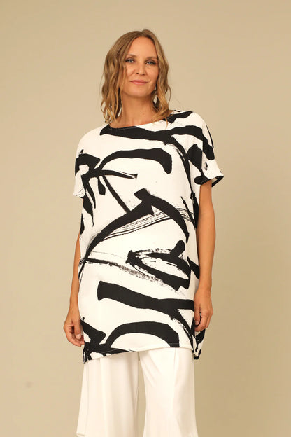 Chalet Belle Tunic, Motif - Essential Elements Chicago