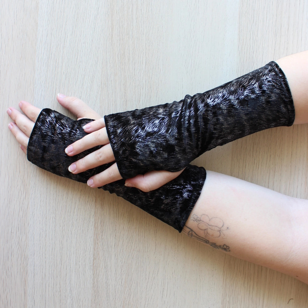 Dana Herbert Velvet Fingerless Gloves - Essential Elements Chicago